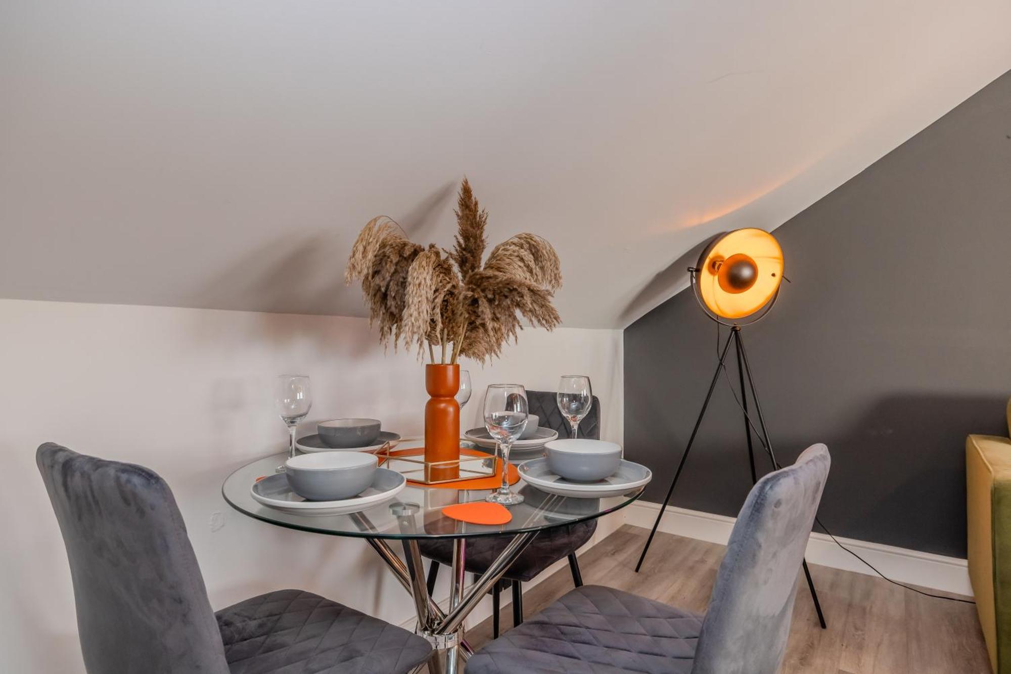 Luxe City Living L 2-Bedroom Flat With Free Parking Μπράιτον Εξωτερικό φωτογραφία